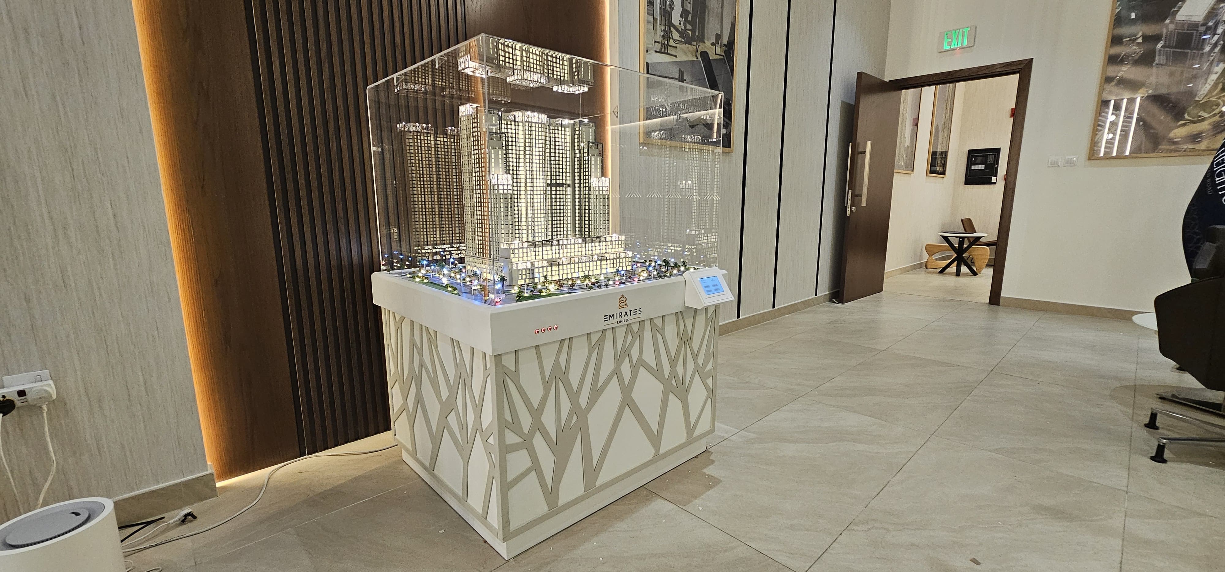 The Signature - Image 3